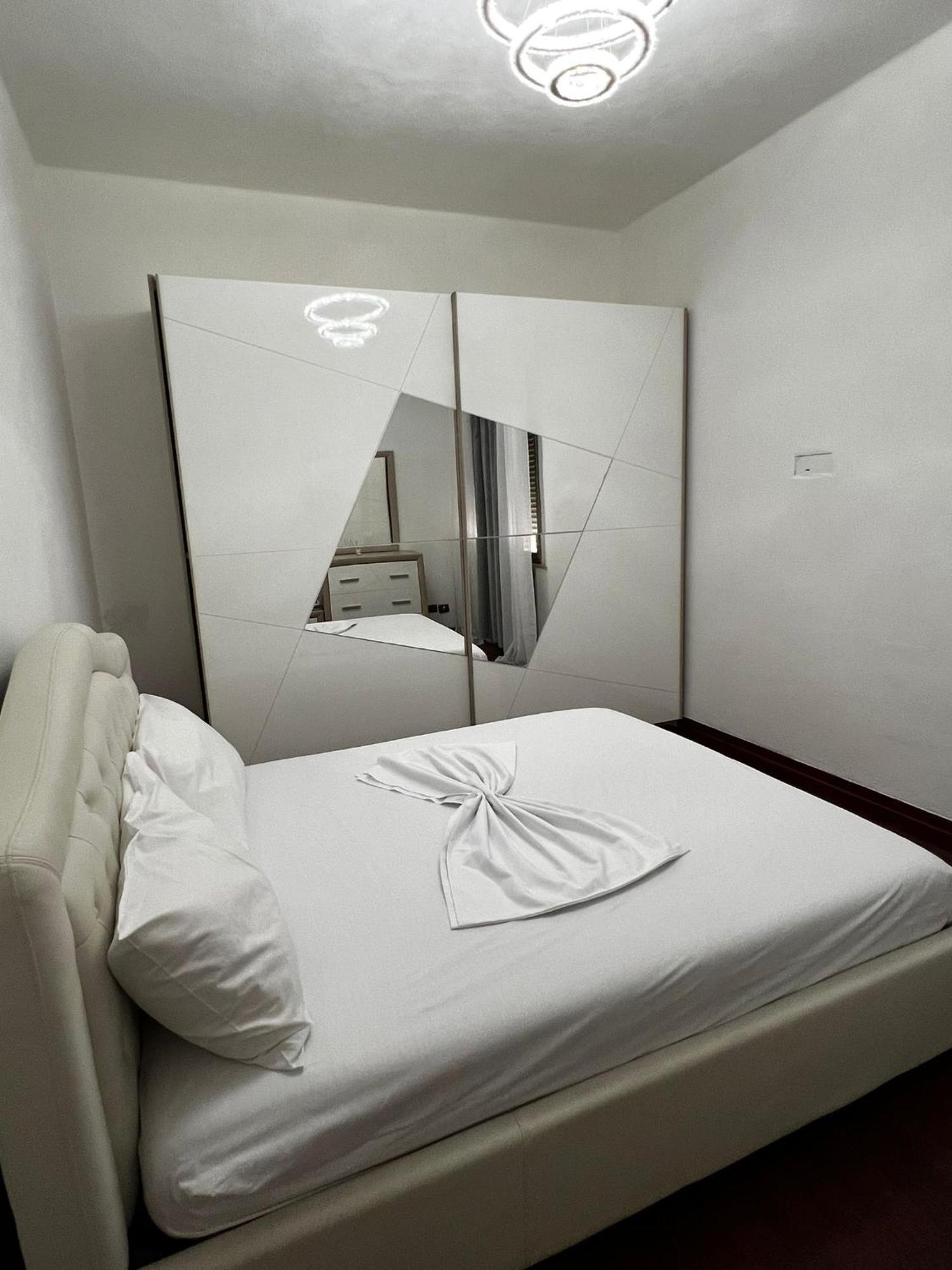 La Nuova Casa Aparthotel ราเวนนา ภายนอก รูปภาพ